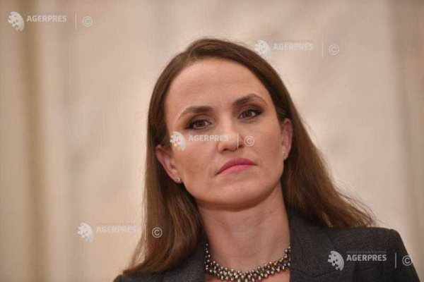 Oana Țoiu: Este în interesul nostru strategic ca în regiunea noastră prezența și investițiile NATO și ale UE să crească