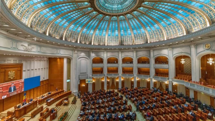 Deputații își aleg, marți, un nou președinte. Pe ordinea de zi este și desemnarea unui judecător al Curții Constituționale
