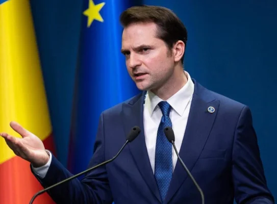 Val de reacţii după ce ministrul Energiei le-a cerut internauţilor să-i transmită cât plătesc factura la curentul electric / Mesaje critice şi propuneri de eliminare a „băieţilor deştepti” din sistem