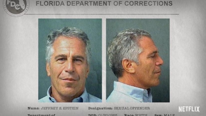 Aproape 3 minute au fost tăiate din filmarea FBI cu Jeffrey Epstein în închisoare / Joe Rogan intervine în dispută: „Aveau casete video și dintr-o dată nu mai au”
