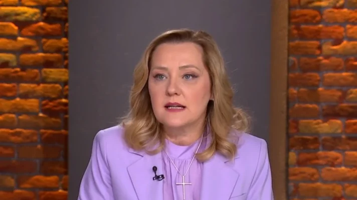 Elena Lasconi a fost operată de urgență la coloană. Primărița din Câmpulung Muscel avea dureri puternice