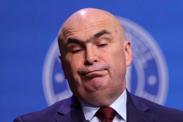 O vilă istorică de la RA-APPS a fost închiriată unui privat. Bolojan, indignat: „Nesimţirea e mare în multe locuri”