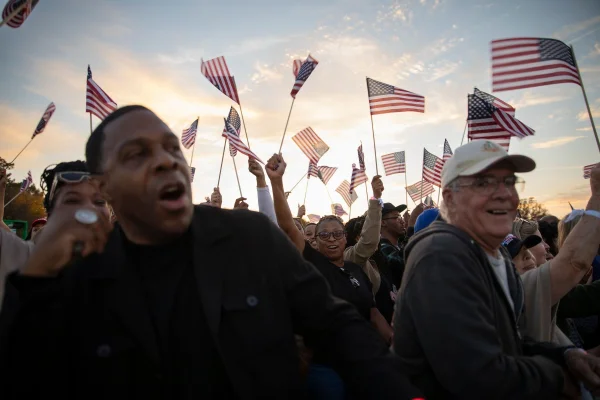Mii de manifestanţi la New York împotriva politicii migraţiei a lui Trump