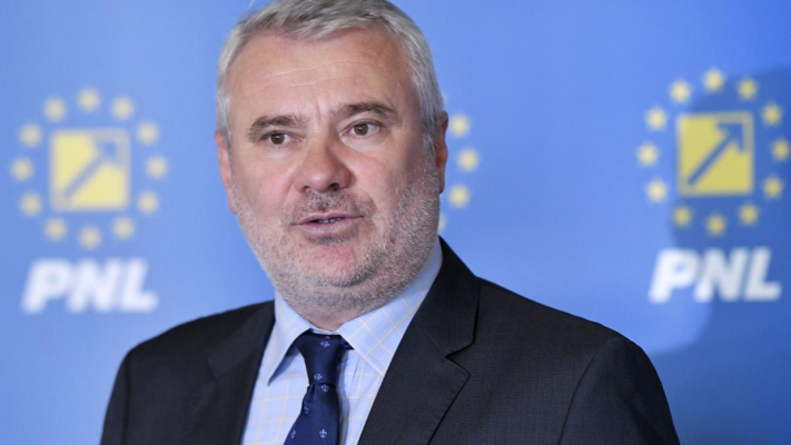 Gigel Știrbu: „A ieșit fum alb! România va avea Guvern”