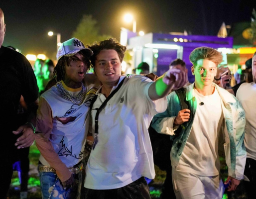 Ziua 0 la Beach, Please! 2025: Un început epic, cu apariții surpriză ale lui Swae Lee și Young Thug. Artiștii au trăit experiența Beach, Please! și le-a plăcut la nebunie