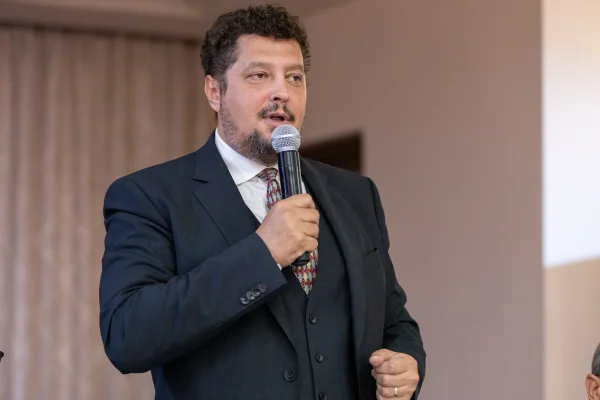 Claudiu Târziu se separă de AUR și anunță construirea unei formațiuni politice: „Mă despart definitiv de AUR. Pentru că săptămâna trecută AUR a fost înlocuit cu Partidul George Simion”