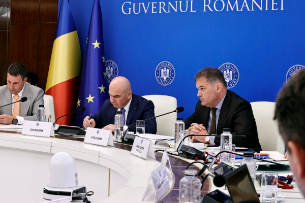Ministrul Dezvoltării, Cseke Attila, anunță că va desființa zeci de mii de posturi din structurile primăriilor: „Poate nu trebuie să avem consilier la fiecare viceprimar”