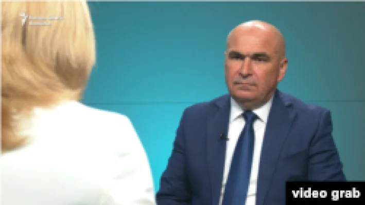 Ilie Bolojan anunță că PNL a votat pentru intrarea la guvernare, fără condiții legate de funcții și persoane. PSD se consultă cu liderii