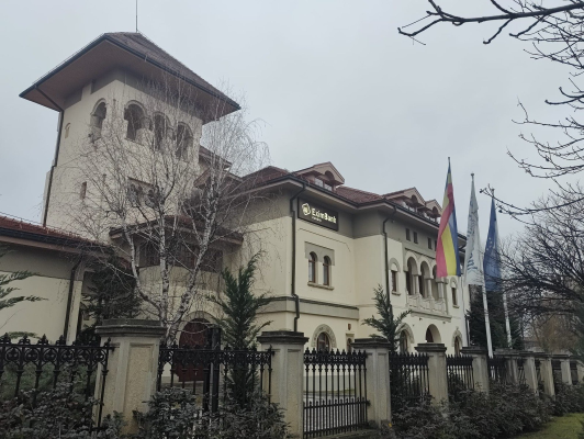 Bolojan: Nesimțirea e mare / RA-APPS a închiriat o clădire de pe șoseaua Kiseleff unui privat care a reînchiriat-o unei bănci de stat cu zecii de mii de euro lunar