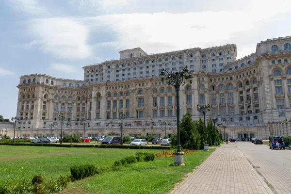 Lista scandalagiilor - S-a înfiinţat Registrului electronic al persoanelor cu interdicţie de acces în Palatul Parlamentului