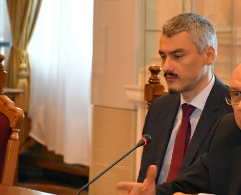 Adevăratul președinte al CCR refuză să publice veniturile soției de peste 15 ani