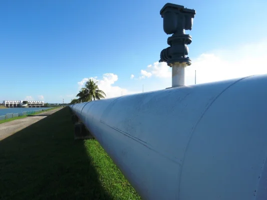 Preţurile petrolului au atins luni maxime ale mai multor săptămâni, în contextul discuţiilor comerciale SUA-China