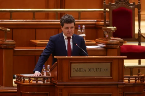 Nicușor Dan: „Decizia CCR este în contradicție cu un principiu esențial al democrației – transparența în exercitarea funcțiilor publice”