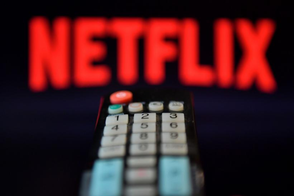Netflix a semnat un acord pentru a difuza canale TV live în Franța