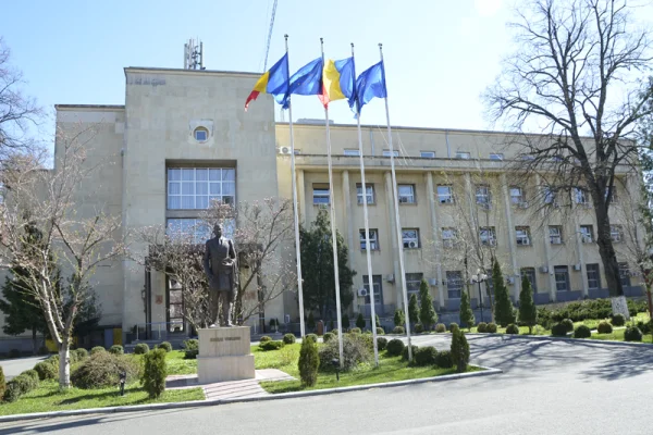Atașatul militar, aero și naval al Federației Ruse la București și adjunctul acestuia, declarați persona non grata pe teritoriul României