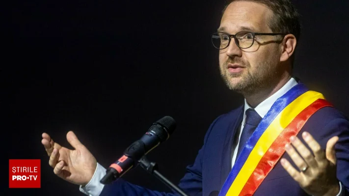 Dominic Fritz: „Nu există nicio problemă de legalitate" în a fi președintele USR cu cetățenie străină