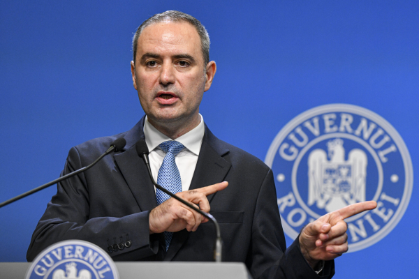Alexandru Nazare se declară „optimist” în privința ratingului Fitch: „Creșterea TVA la 21%, o măsură credibilă”