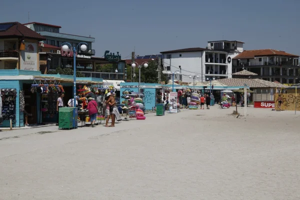 Federația Patronatelor din Turism susține că bugetul alocat de o familie pentru vacanța de Rusalii, pe litoral, ar fi fost  în medie de 1.000 de lei / Gradul de ocupare a depăşit 60% în unităţile de cazare