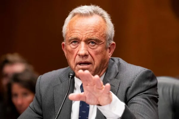 RFK Jr. a demis întregul comitet CDC de experți în vaccinuri