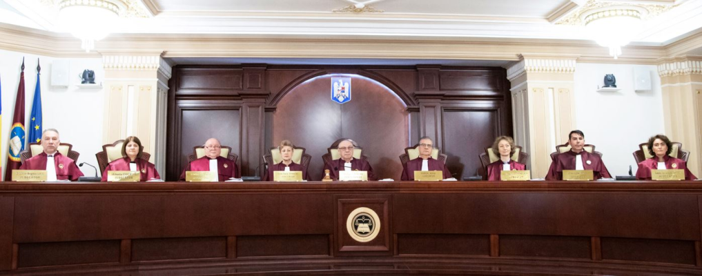 Nicușor Dan, despre primele de pensionare de la CCR: „Plătim acum pentru niște legi extrem, extrem de proaste”.