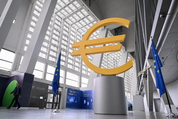 FT: Autoritățile de reglementare din UE plănuiesc primul test de REZISTENȚĂ pentru sistemul financiar non-bancar
