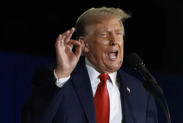 Trump cere Iranului să semneze acordul nuclear cerut de SUA, „înainte să fie prea târziu”