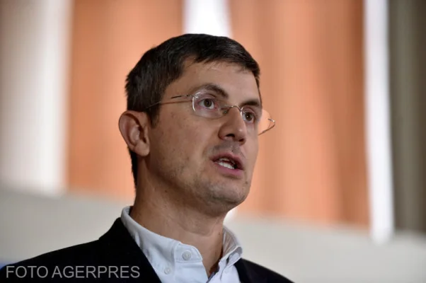 Nicușor Dan, invitat la reuniunile Renew Europe. Barna: „Ca independent, nu ai beneficiile comunicării informale”