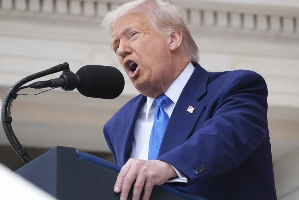 Administrația Trump restricționează intrarea în SUA a călătorilor din mai mult de 10 state. Lista țărilor pentru care se aplică măsura