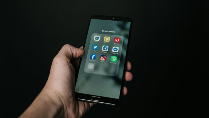 Ambasada SUA la București anunță controale mai dure pentru vizele de student. Solicitanții vor trebui să-și facă publice conturile de social media