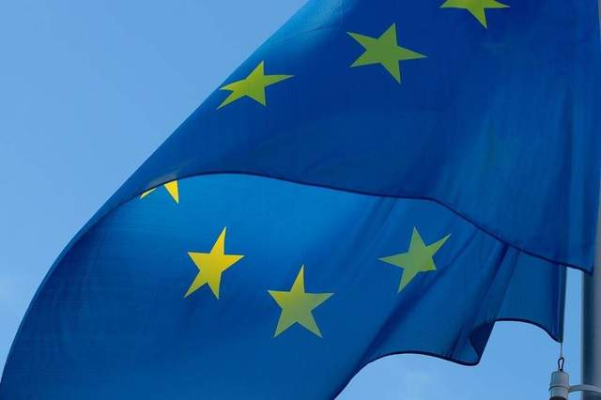 UPDATE - UE a adoptat al 18-lea pachet de sancţiuni împotriva Rusiei, după ce Slovacia a renunţat la veto / Ursula von der Leyen: „Lovim în inima maşinii de război a Rusiei” / Reacţia Kremlinului