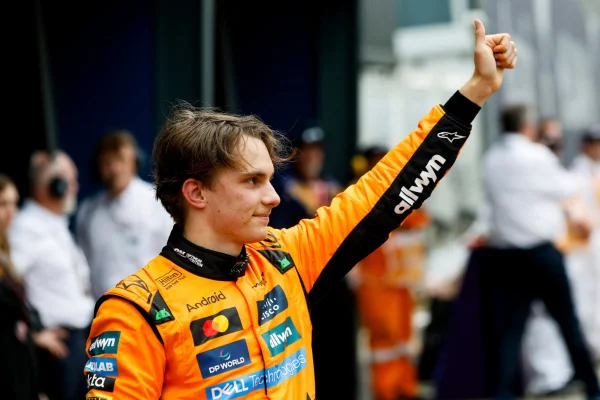 Oscar Piastri va pleca din pole position în cursa finală de la Imola
