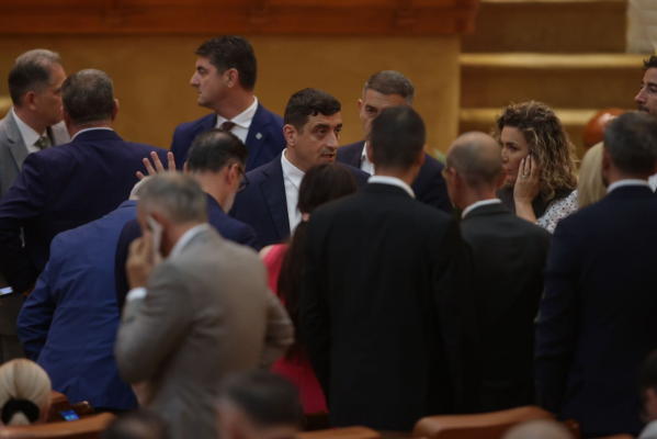 George Simion pornește 'Operațiunea Misiune Imposibilă' în Parlament: Toate calculele pentru moțiunea de cenzură