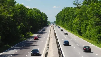Primele parcări prind contur pe Autostrada Moldovei: Lucrările avansează între Mizil și Pietroasele