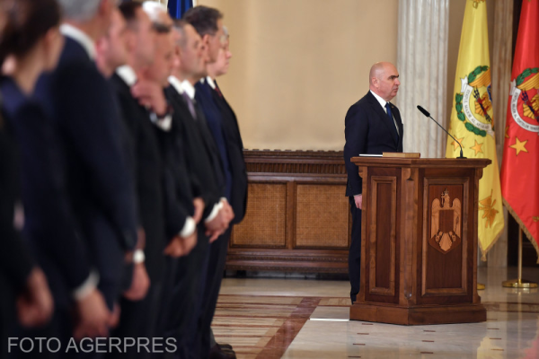 Noul program de guvernare promite digitalizare, restructurări, penalizări și tăieri de cheltuieli în administrație