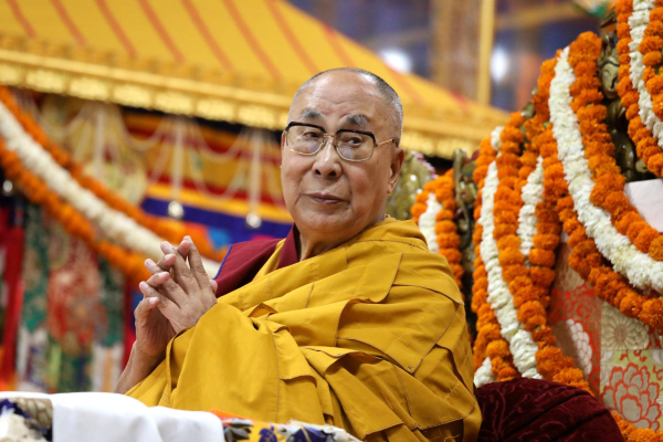 Dalai Lama împlineşte în această săptămână 90 de ani / La reuniunea liderilor budişti ar urma să fie prezent şi Richard Gere