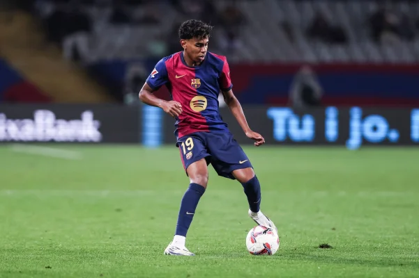 Lamine Yamal şi-a prelungit contractul cu FC Barcelona până în 2031