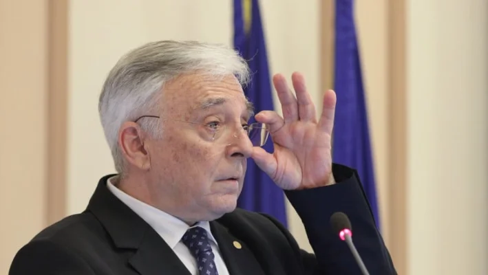 Isărescu trage frâna de urgență: fără credibilitate fiscală, România riscă retrogradarea economică