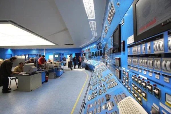 SURSE Peste 300 de persoane ar fi fost reangajate, fără concurs, la Nuclearelectrica Cernavodă după ce, în 2024, s-au pensionat. Șeful sindicatului: ”Au fost în jur de 80-100, dacă plecau definitiv, era afectată securitatea nucleară a României”