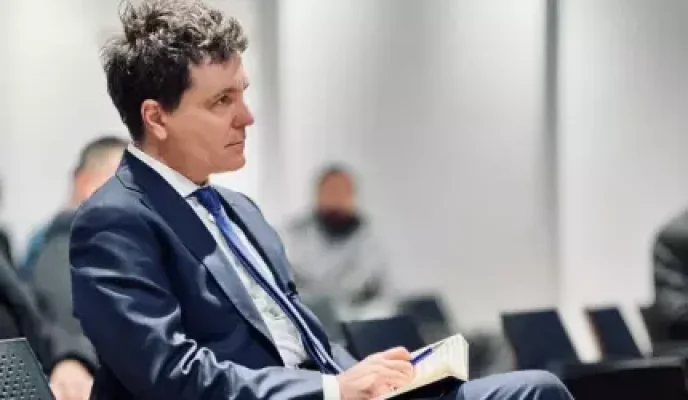 Nicușor Dan despre frații Tate: De neimaginat, o rușine și nu poate fi lăsat să treacă așa ușor