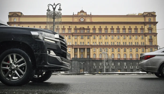DW: O româncă a fost bătută în Rusia, la Vladivostok / Este angajată a reprezentanței Uniunii Europene în Rusia / Diplomații europeni suspectează că bărbații care au lovit-o sunt ofițeri FSB