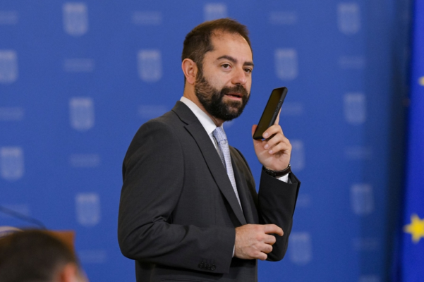 Mesajul consilierului prezidențial Radu Burnete în prima zi la Cotroceni: ”Avem nevoie de un nou contract între stat şi cetăţeni în privinţa taxării”