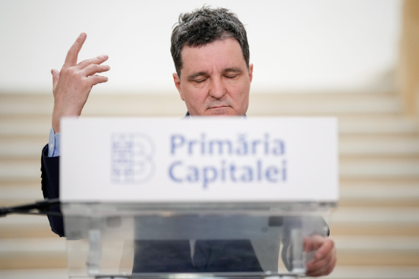 Nicușor Dan nu a „PLECAT” definitiv din Primăria Capitalei. Surse politice: Președintele insistă ca Municipalitatea să continue procesele din instanțe