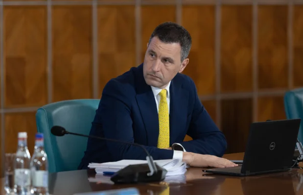 Tánczos Barna a cerut demiterea directorilor de la Salrom și Apele Române