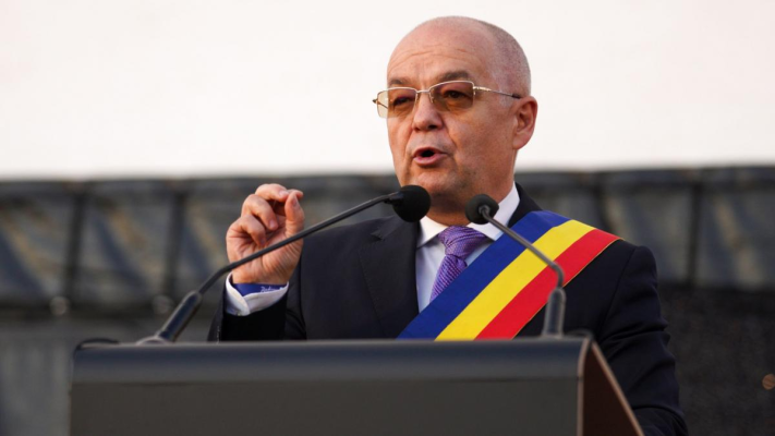 Emil Boc îi face „papagali” și „populiști” pe membrii USR, în Consiliul Local: „Sunteți cu TVA în gură și susțineți majorarea”