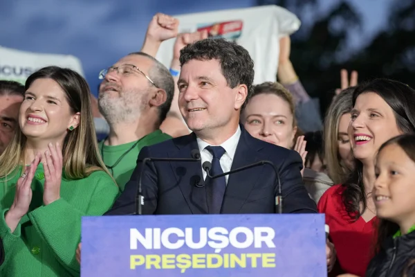 Surse: Când va prelua oficial Nicușor Dan mandatul de președinte