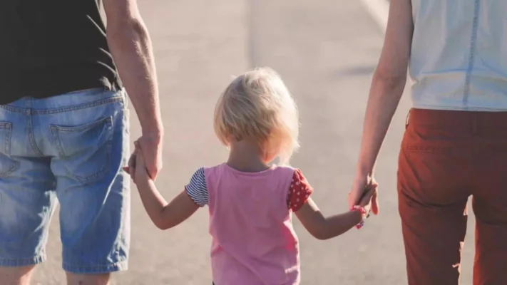 Ministerul Muncii și Familiei a propus vouchere de 15.000 de lei pentru cuplurile infertile care își doresc să devină părinți