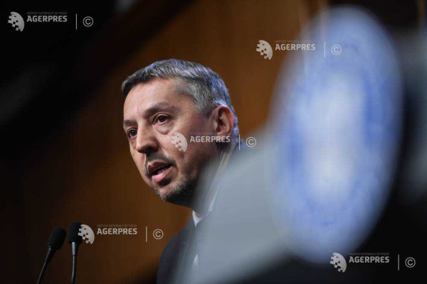 Daniel David: Fondul de burse pentru studenți scade față de cel din 2023
