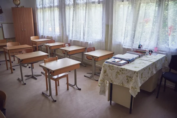 Edupedu: Cum a eșuat Programul național de reducere a abandonului școlar. În runda I, peste 140 de școli nu au cheltuit niciun ban, deși sute de angajați din inspectorate au primit 4,5 milioane de euro timp de doi ani