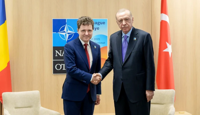Nicușor Dan s-a întâlnit cu Recep Tayyip Erdogan, la Haga. Securitatea Mării Negre, prioritate comună