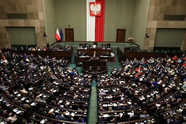 Ucraina reproșează Poloniei faptul că a instituit ziua de 11 iulie pentru comemorarea victimelor așa-numitului „genocid comis de Organizația Naționaliștilor Ucraineni”: Îndemnăm partea poloneză să se abțină de la măsuri care ar putea duce la creșterea tensiunii în relațiile bilaterale